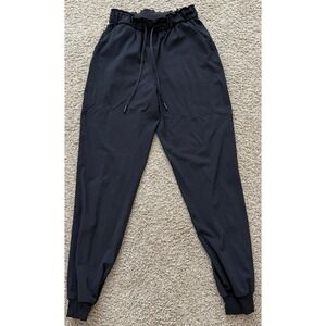 Lululemon Women's Size 4 Keep Moving Jogger Pant Black W5CV4S
